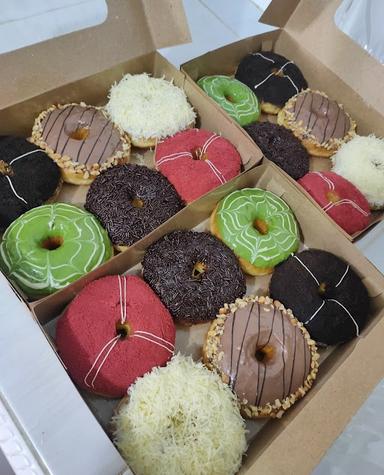 GRIYA DONAT