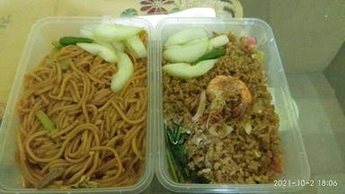 MIE SEAFOOD 77