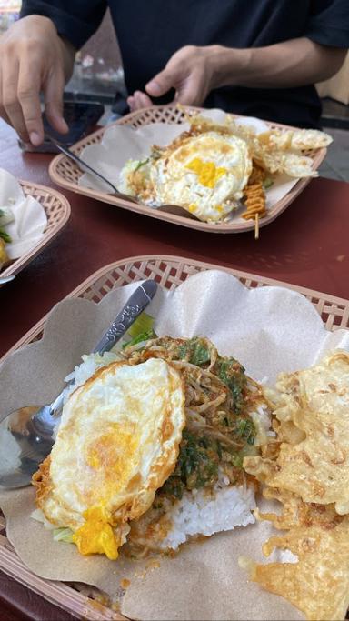 NASI PECEL MAK TUM