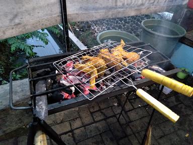 NASI UDUK AYAM BAKAR JAKARTA