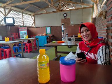 WARUNG PANGESTU CAK MAN