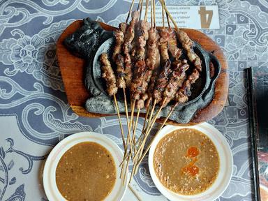 WARUNG SATE HOTPLET BATU