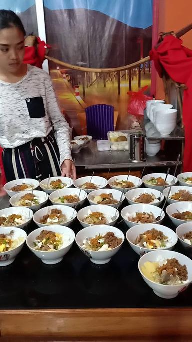 WARUNG SOTO KHAS MBAK NUR