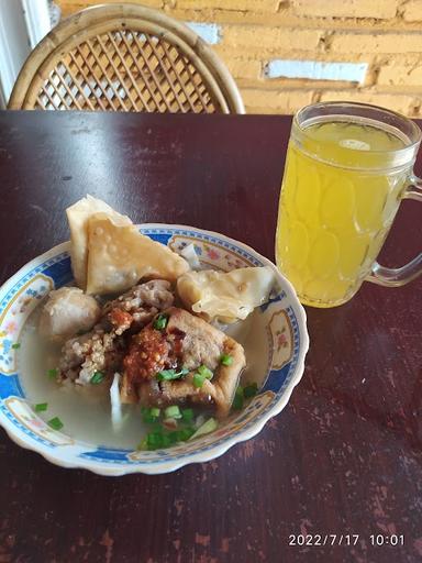 WARUNG Y BAKSO GRATIS