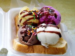 Photo's Bakoel Es Krim Batam