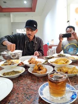 Photo's Rumah Makan & Restaurant Jam Gadang (Sp Plaza)