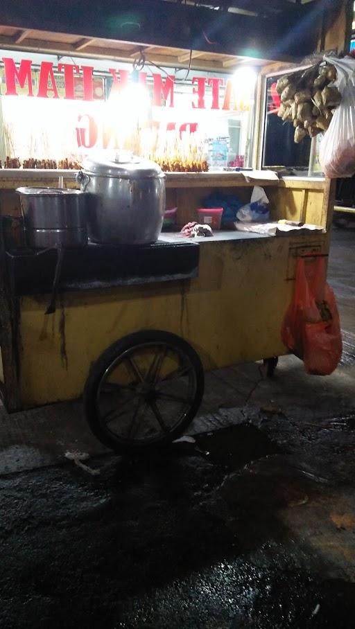 SATE PADANG MAK ITAM