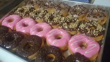 SUKA DONAT PASTRY SHOP