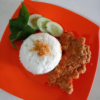 AYAM GEPREK DAN FRIED CHICKEN SUKA SUKA