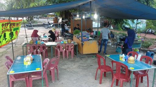 AYAM PENYET PAK DE BENGKONG RATU