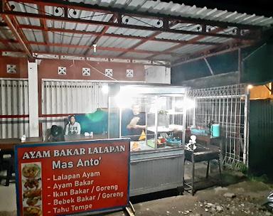 AYAM BAKAR LALAPAN MAS ANTO