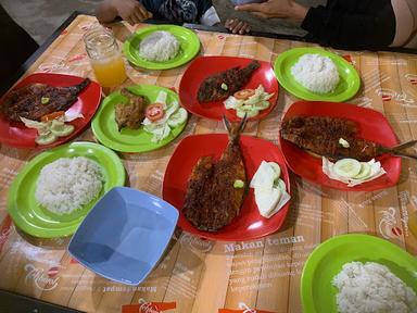 WARUNG CUYCUY - IKAN BAKAR