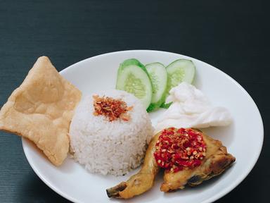 AYAM GEPUK BENTENG BETAWI