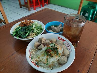 BAKSO PAK CIPTO