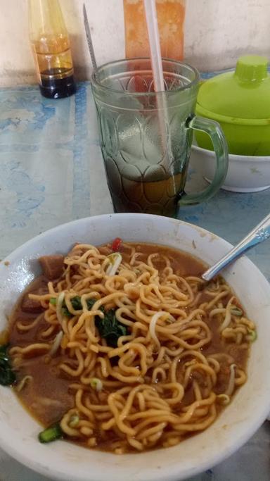 MIE AYAM & BAKSO MAS KINO