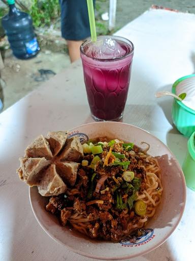 MIE AYAM SIMPRUK