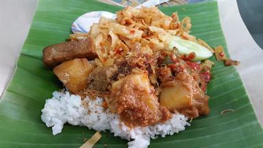 NASI UDUK MEDAN APIN