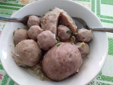 WARUNG BASO SI CHOKI