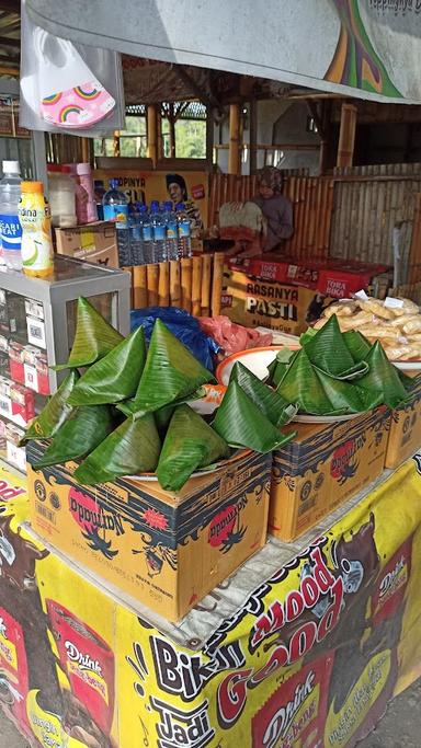 WARUNG KOPI BU ERLINA