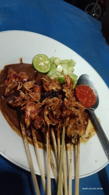 SATE MADURA SEDAP MALAM GATSU