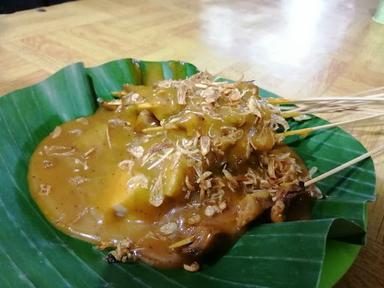 SATE PADANG BADANO