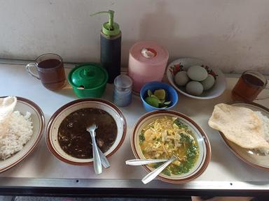 SOTO LAMONGAN NASI RAWON MAS PUD