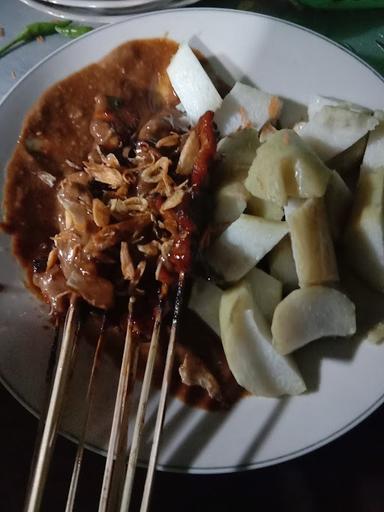 WARUNG SATE AYAM DAN KAMBING BLK