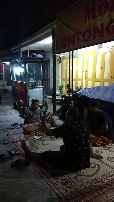 WARUNG MAKAN MBAH BUDHI