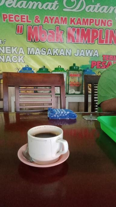 WARUNG MAKAN MBAK KIMPLING