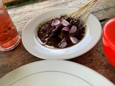 WARUNG LAWAR SATE GULAI KAMBING MEN DEDU.