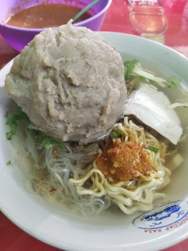 WARUNG MAKAN MUSLIM AL-HIKMAH