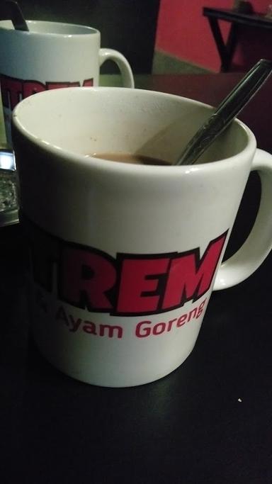 TENTREM WARUNG KOPI & ES