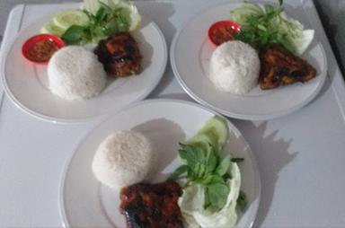 BEBEK & AYAM GORENG TENTREM