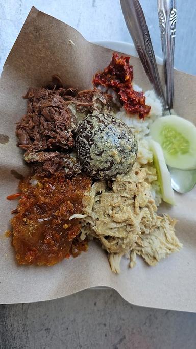 GUDEG BU TINI