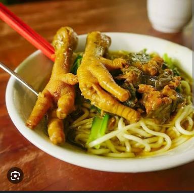 MIE AYAM DIKA