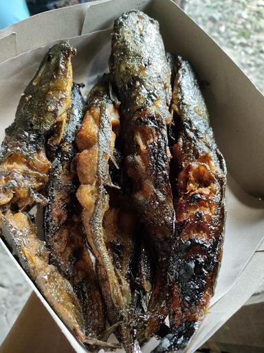 IKAN BAKAR MAK NYOSS