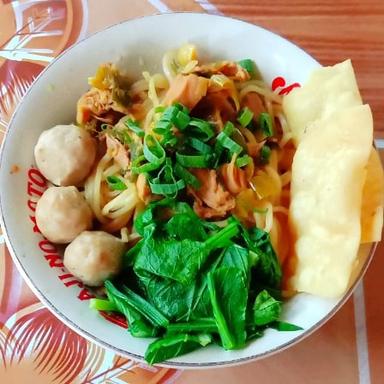 MIE AYAM BAKSO BULAN