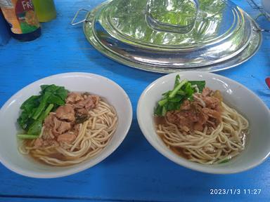 MIE AYAM LUMINTU