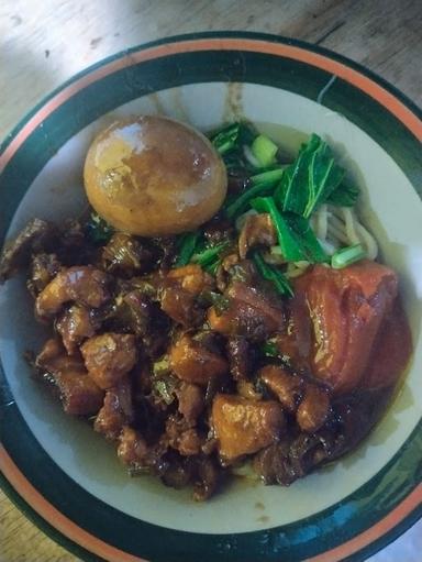 BAKSO ANI CIKURANTUNG KEDAI BARU