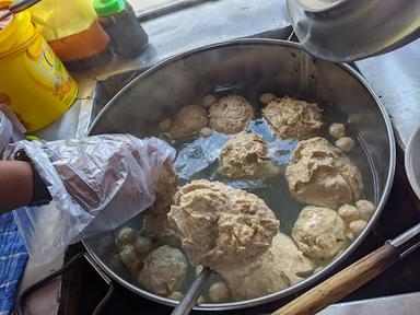 BAKSO MIRASA MIRAH RAOS ALHAMDULILLAH