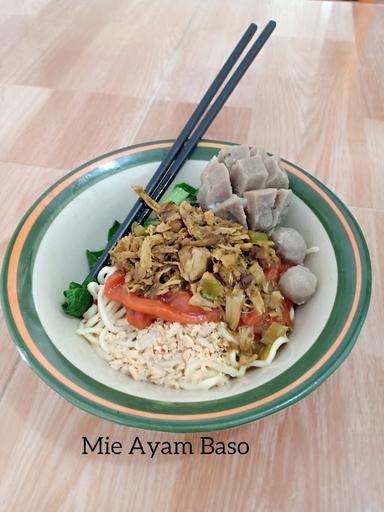 MIE BASO DAN MIE AYAM PUTRA SOLO