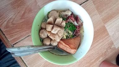 MIE BASO DAN MIE AYAM PUTRA SOLO