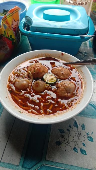 WARUNG BAKSO TEH FITRI