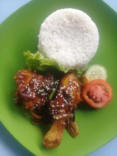 WARUNG AYAM GEPREK RANDI