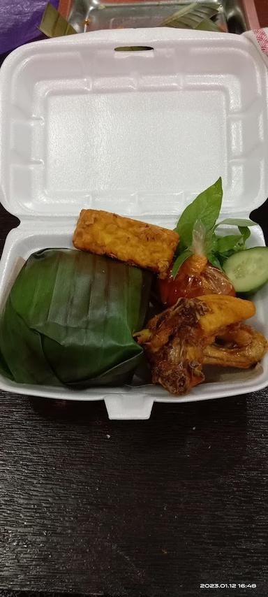 WARUNG PECEL LELE DAN GUDEG JOGJA