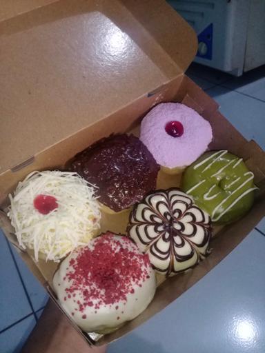 DOYAN DONAT DAN BOLEN KAYANA