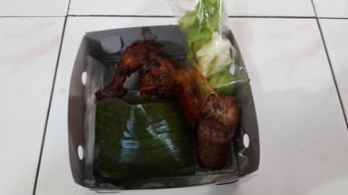 AYAM BAKAR DARA