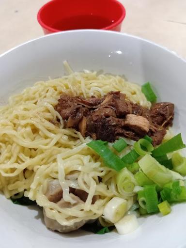 BAKMI TUGU