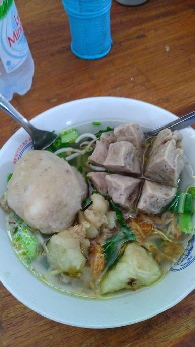 BAKSO OJOLALI STASIUN 1