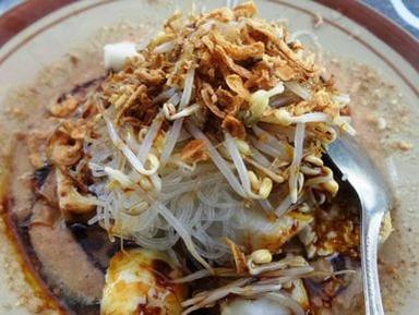 GADO GADO BUDE